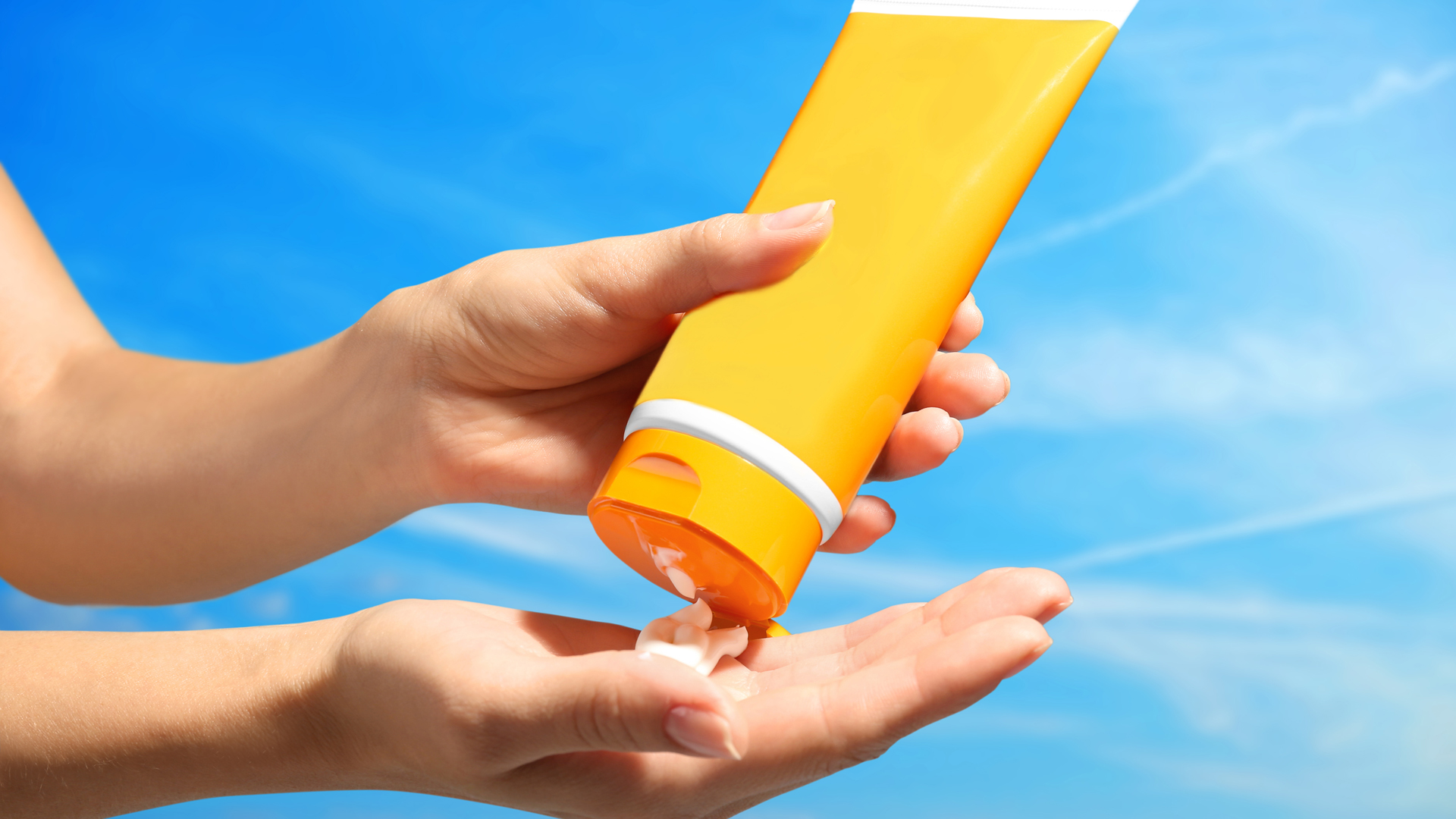 ¿Por Qué Usar Bloqueador Cuando Está Nublado?